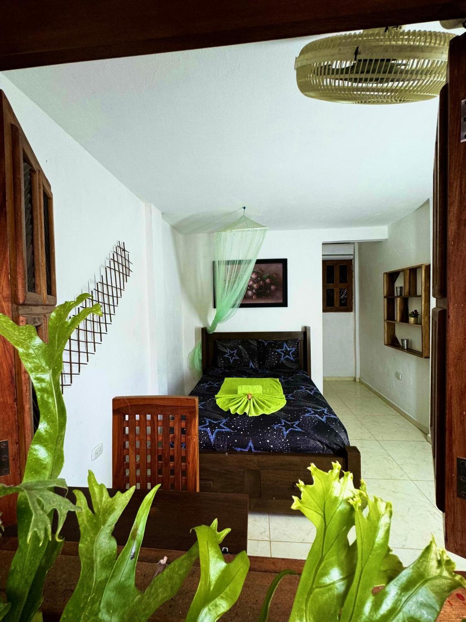 Hostal Nibuni Palomino Exterior foto