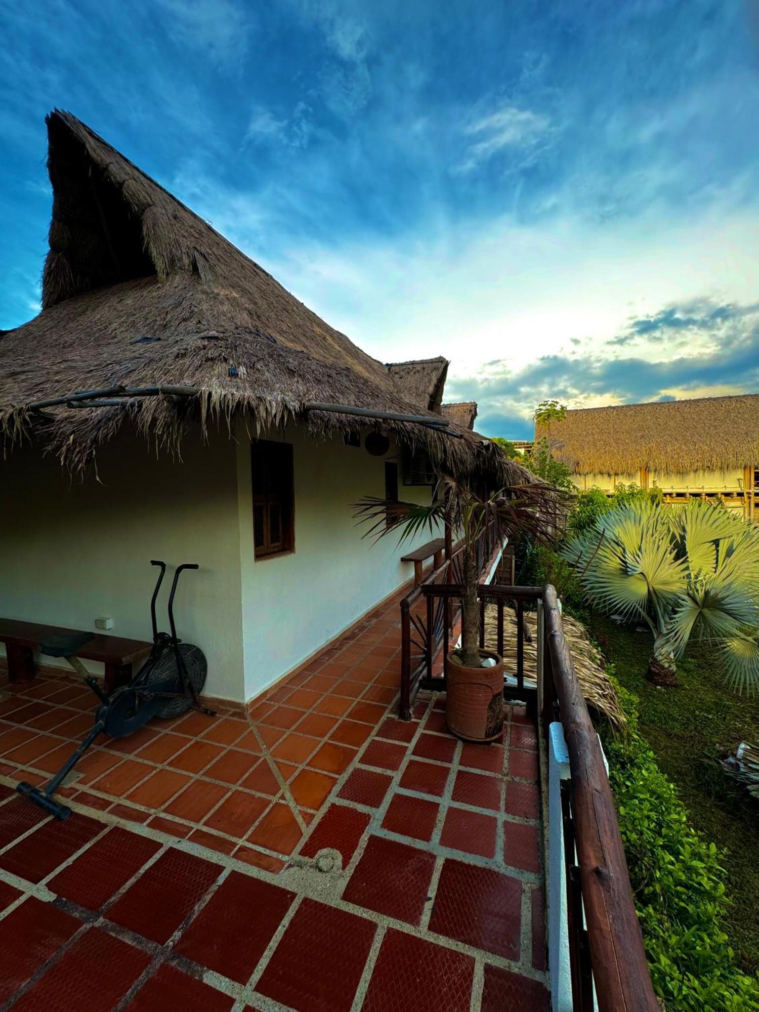 Hostal Nibuni Palomino Exterior foto